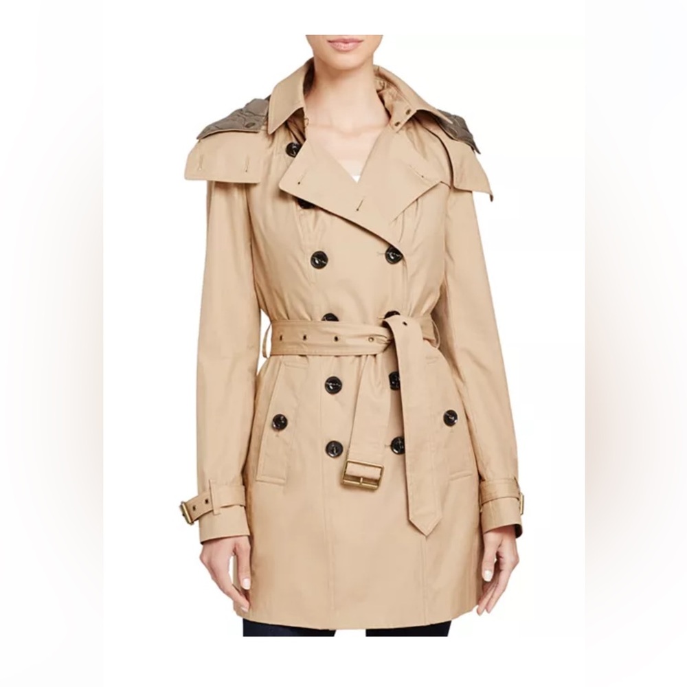 Burberry Tan Trench Coat with Brown Lining - Picture 9 of 14